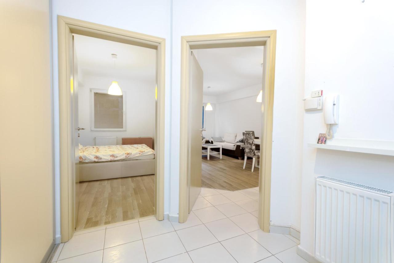One Bedroom Apartment With Private Parking Skopie Exterior foto